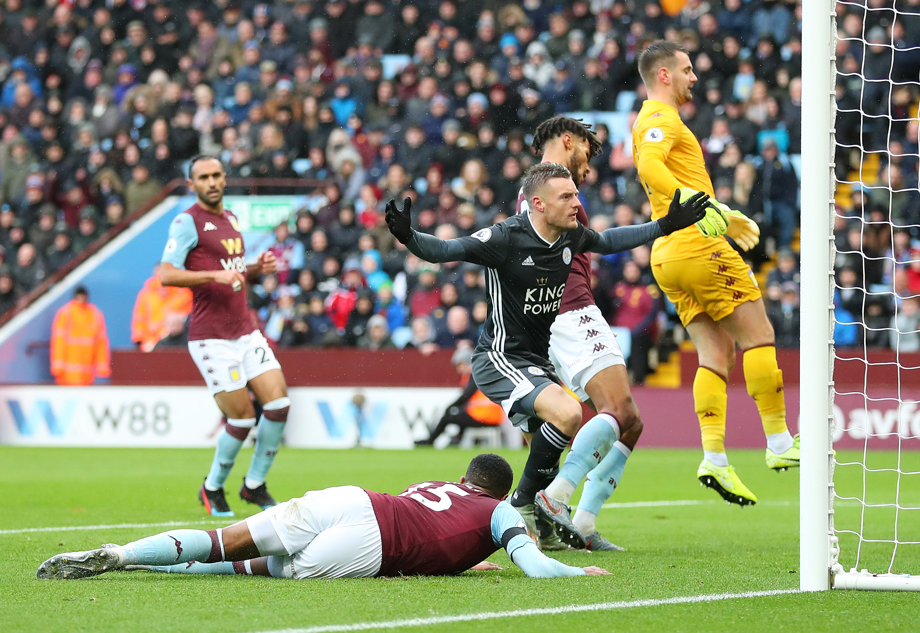 后防线的关 后防线的关