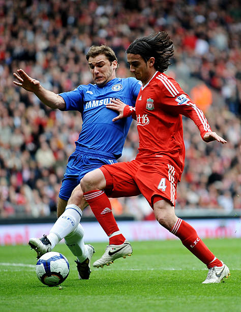 场上场下的 场上场下的